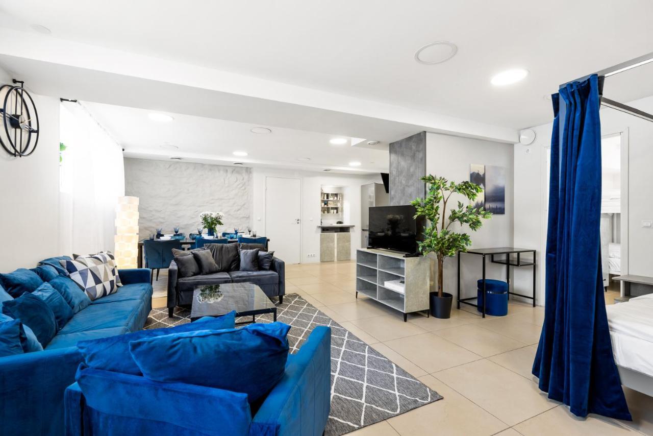 Sirena Apartment - Self Check-In And Free Parking タリン エクステリア 写真